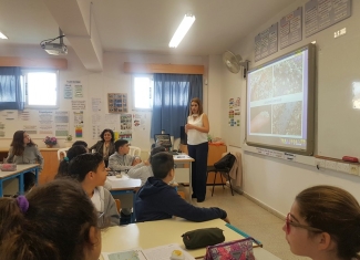 Επιμόρφωση σε Δίκτυο Διευθυντών Δημοτικής Εκπαίδευσης στην Επαρχία Λάρνακας για την εφαρμογή του Αναλυτικού Προγράμματος της Περιβαλλοντικής Εκπαίδευσης/Εκπαίδευση για την Αειφόρο Ανάπτυξη με θέμα: «Εξωραϊσμός της σχολικής αυλής μέσω της μείωσης των απορριμμάτων και της δημιουργίας χώρων πρασίνου»